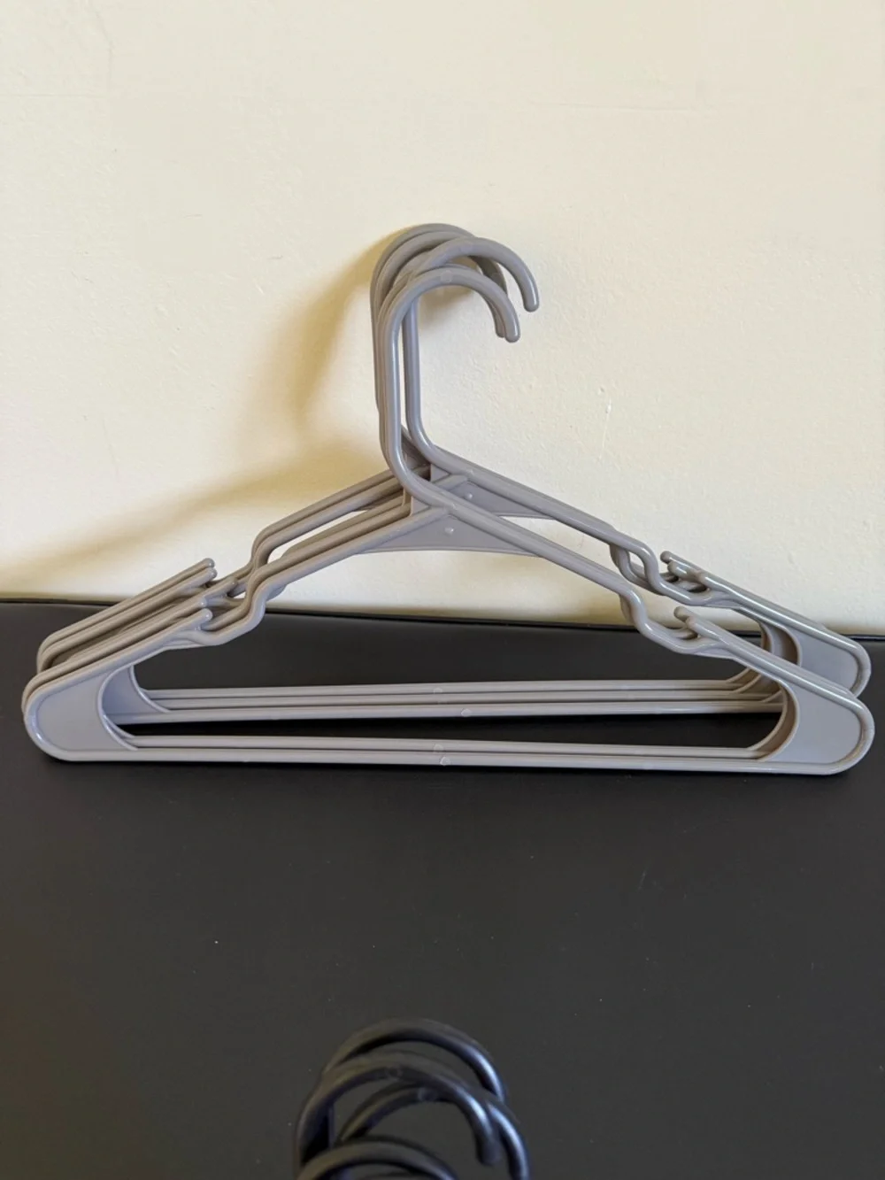 15Pack Mixed Plastic Hangers Notched Durable Clothes Storage Organize Multicolor